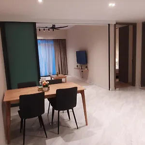 https://crystal-suites-at-eaton-klcc.kualalumpurs-hotels.com