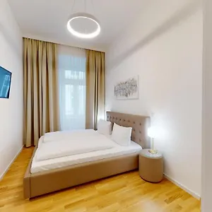 Alon Homes - Premium Center Appartement