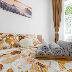 Апартаменты Stilvolle 2 Im Wiener Altbaustil Nahe Donaukanal, Вена